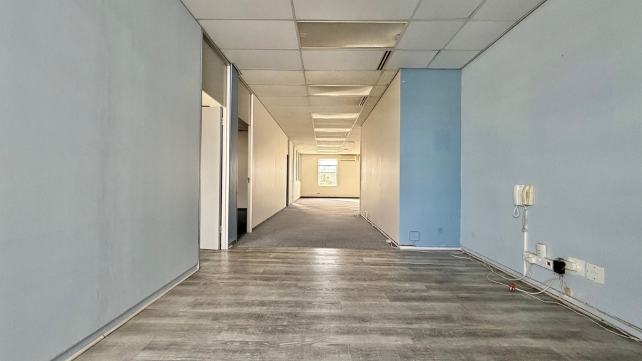 To Let Commercial Property for Rent in Somerset West Western Cape